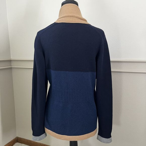 Chanel 100% Cashmere Cardigan Sweater Color Block Size 40 Blue Tan Gray Buttons - Picture 6 of 16